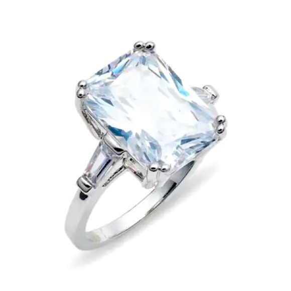 Nordstrom Jewelry - Elegant Silver Women's Ring